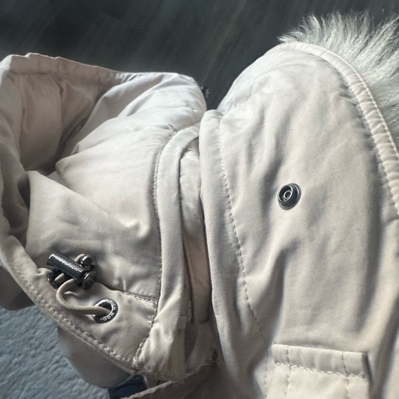 Down Woolrich coat - Picture 8 of 11